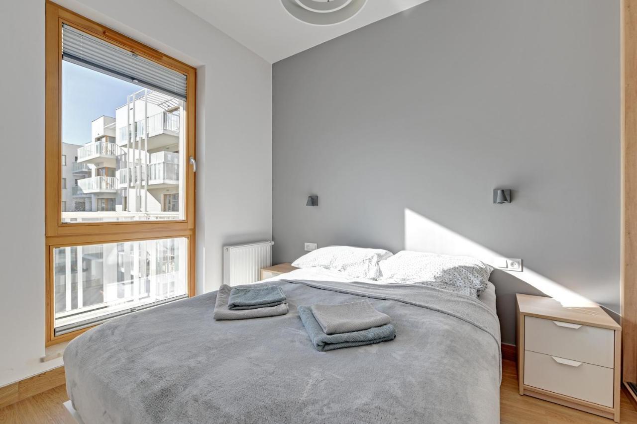 Holiday Apartment Near The Sea - Free Private Parking 그단스크 외부 사진