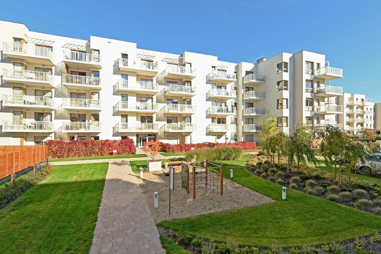 Holiday Apartment Near The Sea - Free Private Parking 그단스크 외부 사진